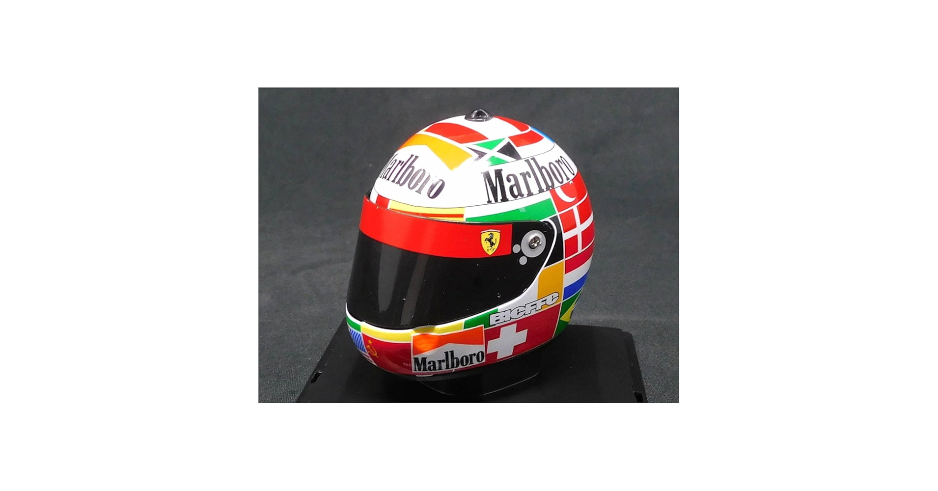 希少　マルボロ仕様　ビッグスケールF1コレクション　ベルガー　1/5 ヘルメット 希少 マルボロ仕様 ビッグスケールF1コレクション ベルガー 1/5